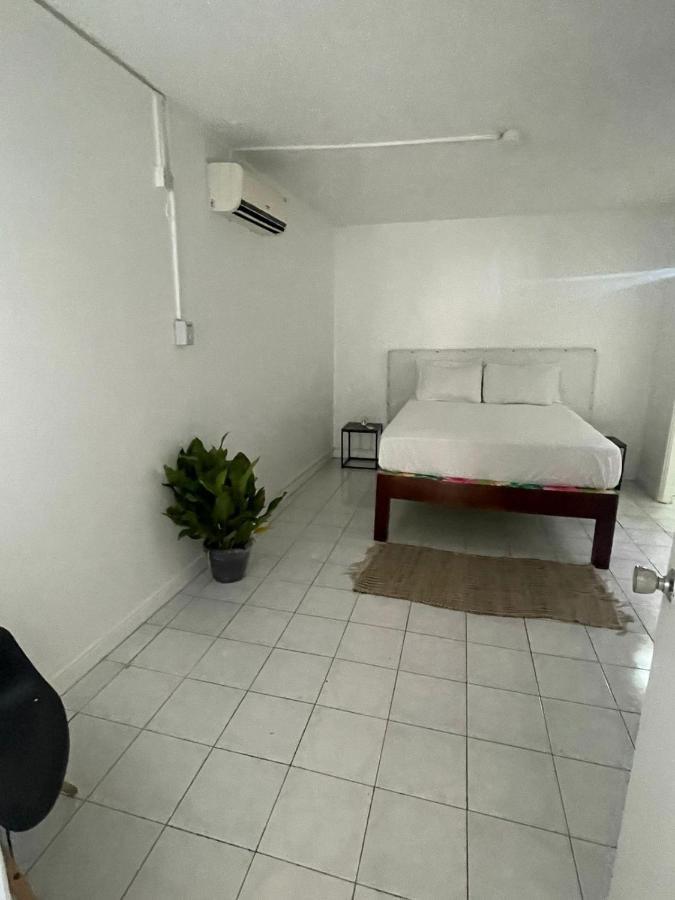 Finest Accommodation Marley Manor Apt # 513 Ground Floor 6 Marley Rd Kgn 6 Kingston Exterior foto